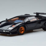 Lamborghini Countach LP500S Walter Wolf Tumesinine Kyosho 1:18