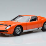 Lamborghini Miura SV Oranž AUTOart 1:18