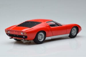 Lamborghini Miura SV Punane AUTOart 1:18 74543 Metall - pilt 3/8