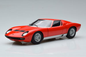 Lamborghini Miura SV Punane AUTOart 1:18