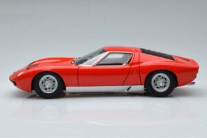 Lamborghini Miura SV Punane AUTOart 1:18 74543 Metall - pilt 5/8