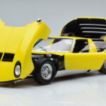 Lamborghini Miura SV Kollane Kyosho 1:18 - image 2 of 11