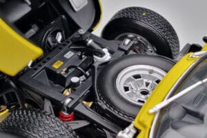 Lamborghini Miura SV Kollane Kyosho 1:18 08317Y Metall - pilt 10/11