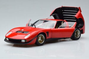 Lamborghini Miura SVR Punane Kyosho 1:18 08319RBK Metall - pilt 2/9