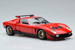 Lamborghini Miura SVR Punane Kyosho 1:18 08319RBK Metall - pilt 6/9