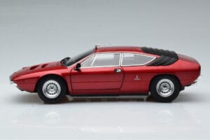 Lamborghini Urraco P250 Punane Kyosho 1:18 08446R Metall - pilt 5/10