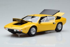 Lamborghini Urraco Kollane Kyosho 1:18 08446GY Metall - pilt 2/10