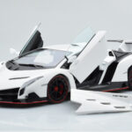 Lamborghini Veneno Valge AUTOart 1:18 - image 2 of 8