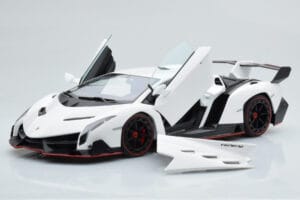 Lamborghini Veneno Valge AUTOart 1:18 74507 Metall - pilt 2/8