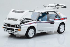 Lancia Delta HF Integrale 6 Valge Kyosho 1:18 08344E Metall - pilt 2/8