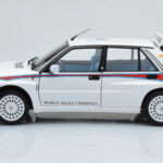 Lancia Delta HF Integrale 6 Valge Kyosho 1:18 - image 5 of 8