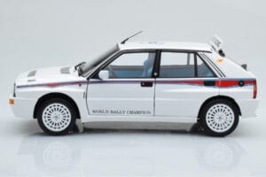 Lancia Delta HF Integrale 6 Valge Kyosho 1:18 08344E Metall - pilt 5/8