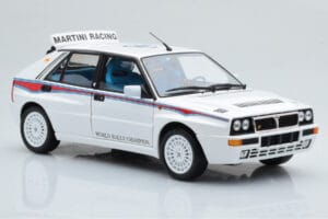 Lancia Delta HF Integrale 6 Valge Kyosho 1:18 08344E Metall - pilt 6/8