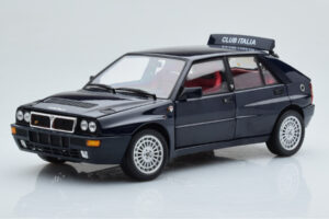 Lancia Delta HF Integrale Club Italia Sinine Kyosho 1:18