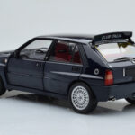 Lancia Delta HF Integrale Club Italia Sinine Kyosho 1:18 - image 7 of 8