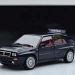 Lancia Delta HF Integrale Club Italia Sinine Kyosho 1:18 - image 8 of 8