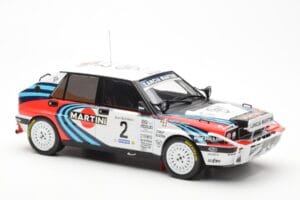 Lancia Delta Integrale 16V #2 M. Biasion / T. Siviero Rally Safari 1990 IXO 1:18 18RMC139A Metall - pilt 4/6