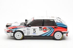 Lancia Delta Integrale 16V #5 J. Kankkunen / J. Piironen Rally Safari 1990 IXO 1:18 18RMC139C Metall - pilt 3/6