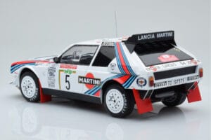 Lancia Delta S4 #5 M. Biasion / T. Siviero Rally San Remo 1986 IXO 1:18 18RMC130B Metall - pilt 5/6