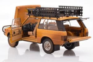 Land Rover Defender 90 Camel Trophy Sumatra 1981 Almost Real 1:18 810107 Metall - pilt 5/8