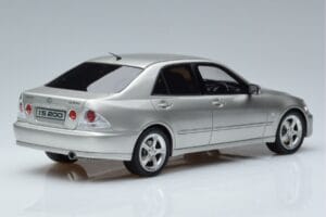 Lexus IS200 XE10 Hõbedane Otto 1:18 OT991 Vaik - pilt 2/6