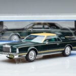 Lincoln Continental Mark V Tumerohelineе MCG 1:18 MCG18404 Metall - image 6 of 6