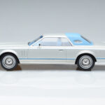 Lincoln Continental Mark V Hõbedane MCG 1:18 - image 3 of 6