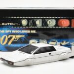 Lotus Esprit Type 79 James Bond The Spy Who Loved Me Submarine Valge AUTOart 1:18 - image 2 of 8