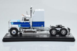 Mack Superliner Magnum Valge Sinine IXO 1:43 TR165 Metall - pilt 3/6