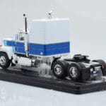 Mack Superliner Magnum Valge Sinine IXO 1:43 - image 5 of 6