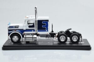 Marmon CHDT Valge Sinine IXO 1:43 TR083 Metall - pilt 2/4