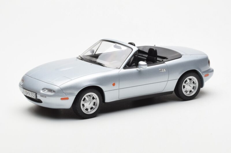 Mazda MX-5 NA Hõbedane Norev 1:18
