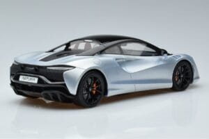 McLaren Artura Hõbedane GT Spirit 1:18 GT873 Vaik - pilt 2/6