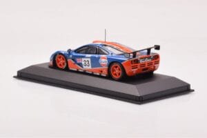 McLaren F1 GTR #33 Gulf Racing R. Bellm / M. Weaver / J-J. Lehto 24 Hours of Le Mans 1996 Minichamps 1:43 530164333 Metall - pilt 3/4