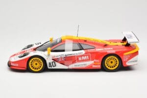 McLaren F1 GTR #40 J. O'Rourke / M. Sugden / P. Auberlein EMI 24 Hours of Le Mans 1996 UT Models 1:18 39820 Metall - pilt 3/6
