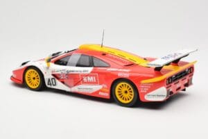 McLaren F1 GTR #40 J. O'Rourke / M. Sugden / P. Auberlein EMI 24 Hours of Le Mans 1996 UT Models 1:18 39820 Metall - pilt 5/6