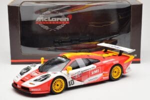McLaren F1 GTR #40 J. O'Rourke / M. Sugden / P. Auberlein EMI 24 Hours of Le Mans 1996 UT Models 1:18 39820 Metall - pilt 6/6