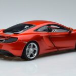 McLaren MP4-12C Stig Top Gear Figuuriga Minichamps 1:18 519101330 Metall - image 3 of 7