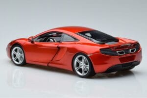 McLaren MP4-12C Stig Top Gear Figuuriga Minichamps 1:18 519101330 Metall - pilt 6/7