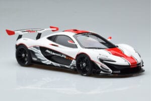 McLaren P1 GTR Läikiv Valge Punaste Triipudega AUTOart 1:18 81541 Komposiit - pilt 5/7