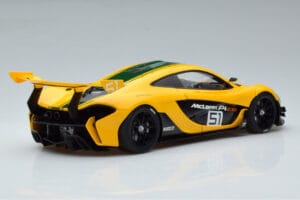 McLaren P1 GTR Kollane Roheliste Triipudega AUTOart 1:18 81544 Komposiit - pilt 3/7