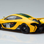 McLaren P1 GTR Kollane Roheliste Triipudega AUTOart 1:18 - image 6 of 7