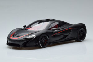 McLaren P1 Matt Must AUTOart 1:18