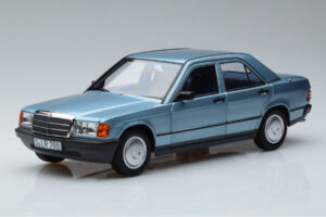 Mercedes 190E W201 Helesinine Norev 1:18