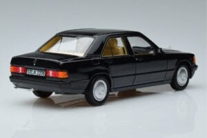 Mercedes 190 E W201 Piiratud Väljaanne Norev 1:18 183823 Metall - pilt 3/10