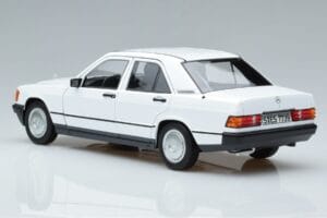 Mercedes 190 E W201 Valge Norev 1:18 183820 Metall - pilt 6/7