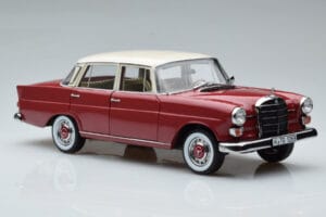 Mercedes 200 W110 Punane Norev 1:18 183706 Metall - pilt 6/7