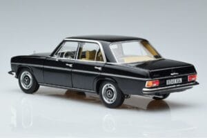 Mercedes 200 W115 Piiratud Väljaanne Norev 1:18 183775 Metall - pilt 7/8