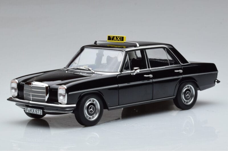 Mercedes 200 W115 Takso Norev 1:18 183776 Metall
