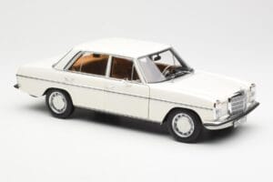 Mercedes 200 W115 Valge Norev 1:18 183770 Metall - pilt 6/8